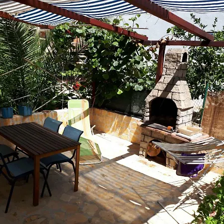 Luki Apartment Trogir